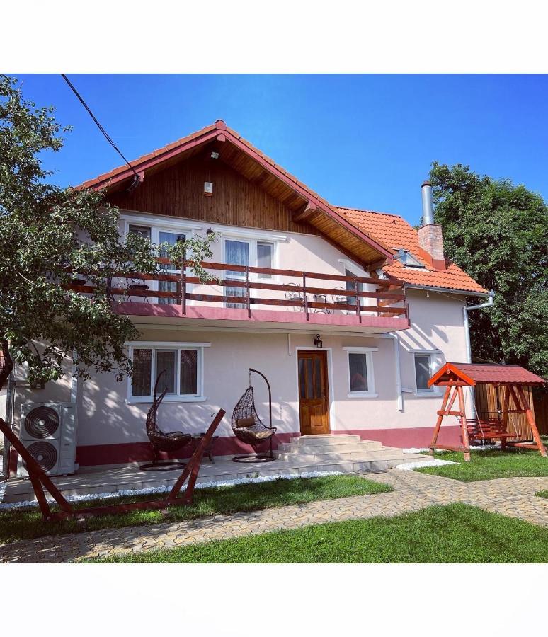 Horace Guesthouse Pool & Hot Tub & Bikes & River Dejani Extérieur photo
